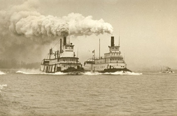1952 Tugboat Race:<br> Henderson (left) and Portland (right);<br> The Henderson won.